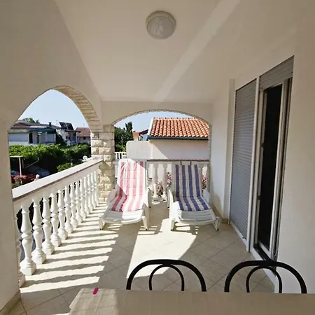 Apartman Vir