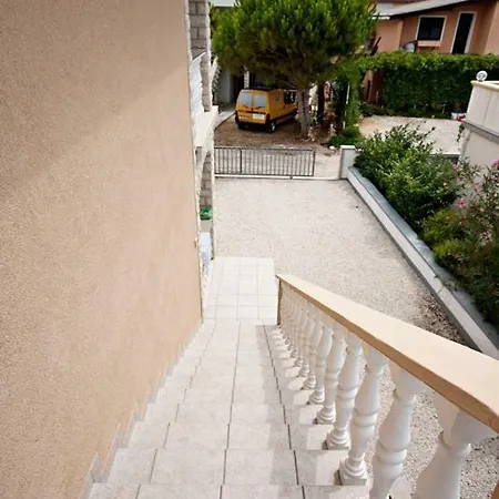 Apartment Apartman *