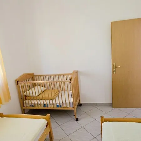 Apartman * Vir