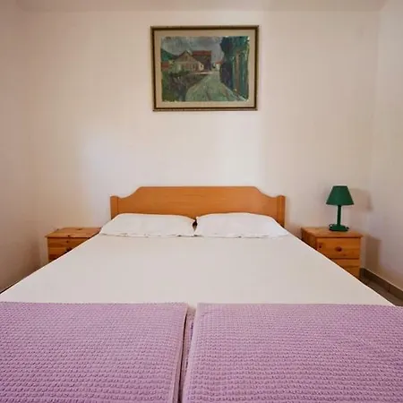 Apartment Apartman Vir