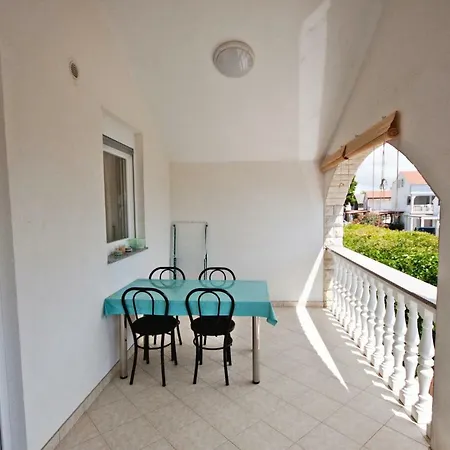 Apartment Apartman *